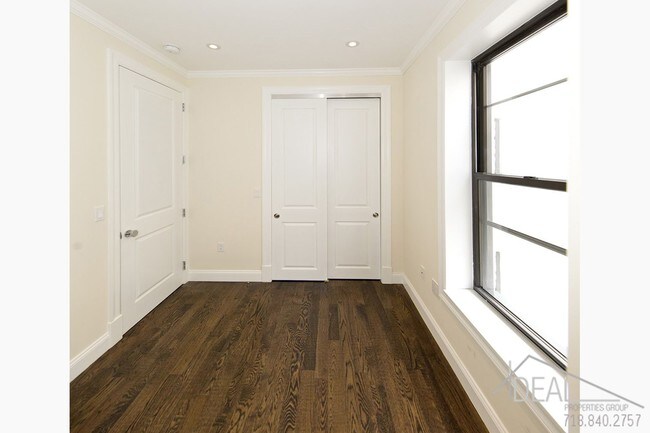Foto del edificio - 361 11th St