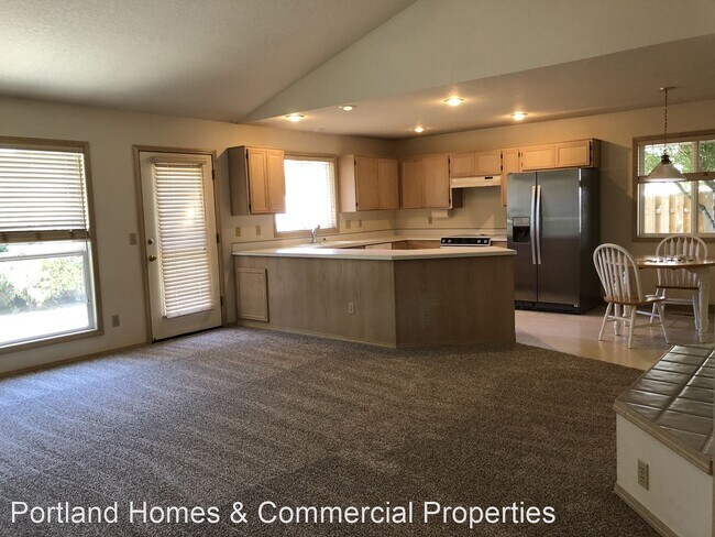 Building Photo - 3 br, 2 bath House - 4469 SE Pennywood Drive