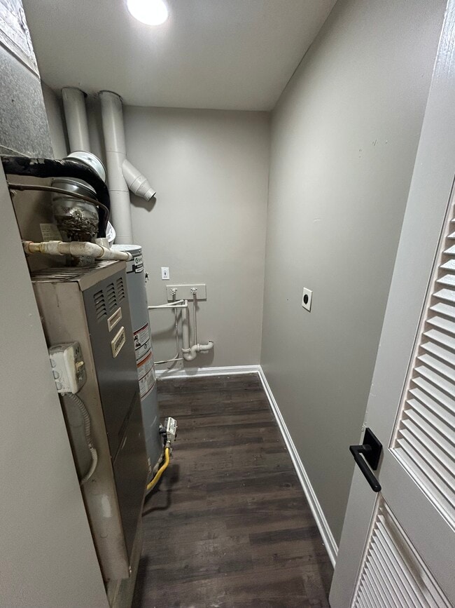 Photo - 3710 Noblitt Dr Apartment