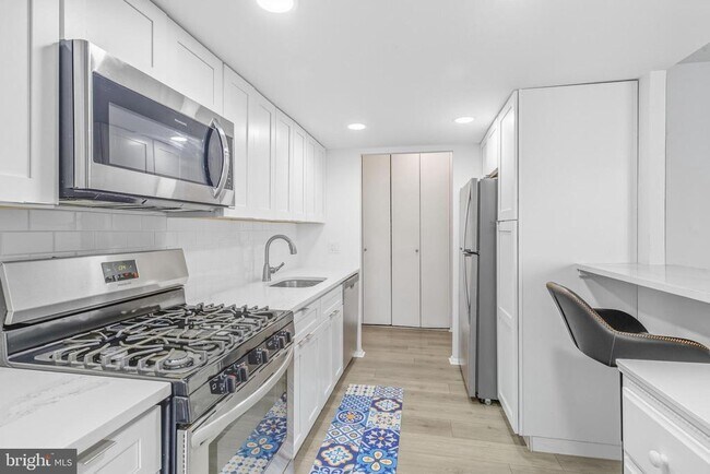 Foto del edificio - 1326 Spruce St