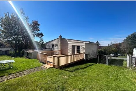 Foto del edificio - 3 Tulip Ln