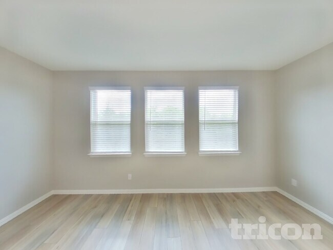 Foto del edificio - 448 Walpole Ct