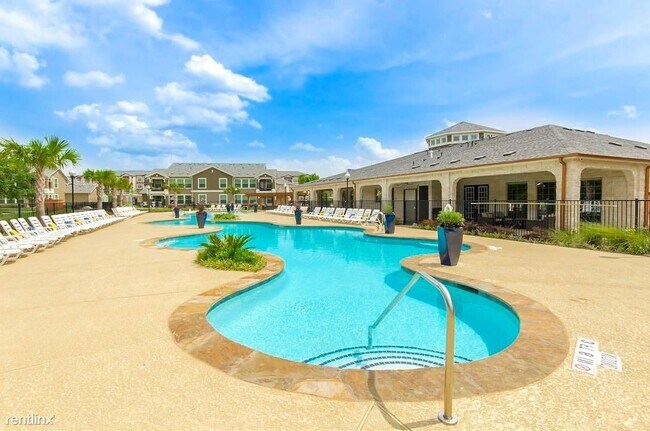 Foto del edificio - 2 br, 1 bath Condo - 29980 FM 2978 Road To...