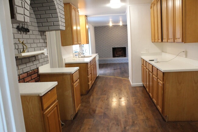 Photo - 3733 Keller Ave House