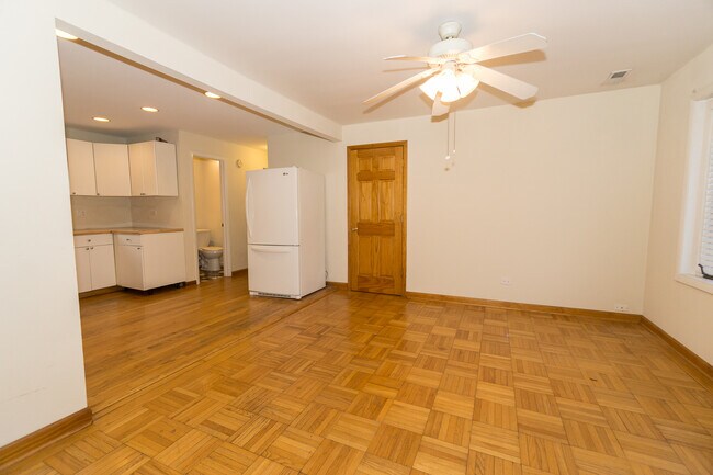 Foto del edificio - 4N036 S Wood Dale Rd