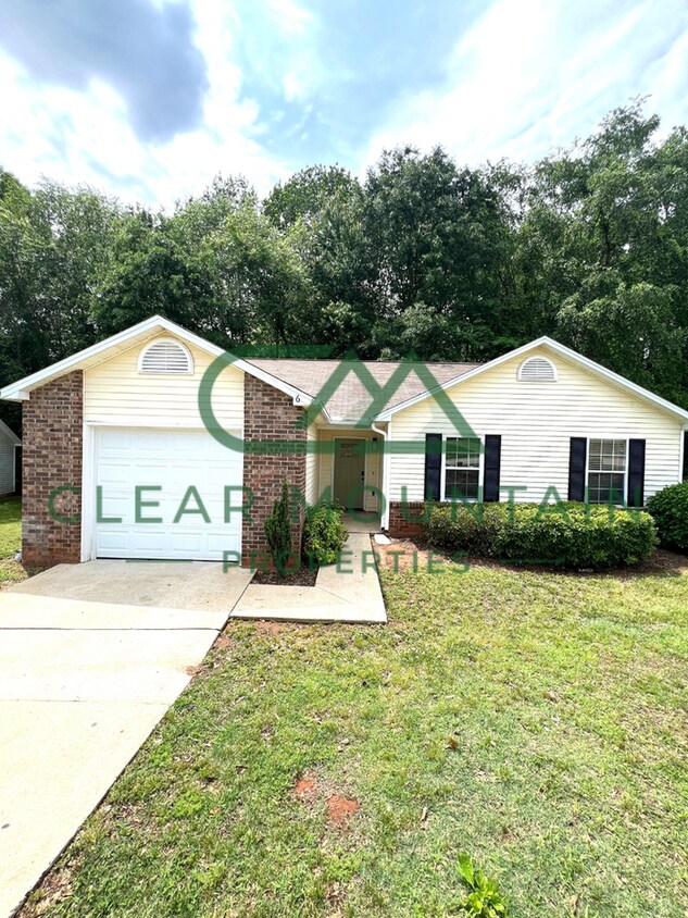 Foto principal - WINTER IS COMING! REDUCED RENT - $1799