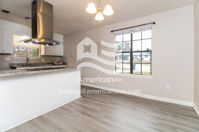 Foto del edificio - 3403 Blackstone St