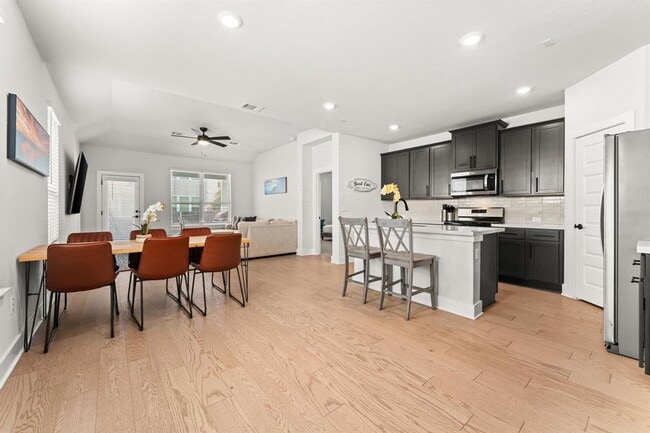 Building Photo - 8512 McKamy Dr
