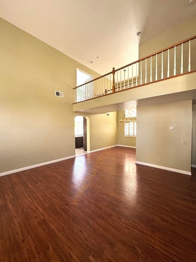 Building Photo - FULLY REMODELED CHINO HILLS BEAUTY! 4 BEDROOMS OFFICE 3-CAR GARAGE TOP SCHOOLS