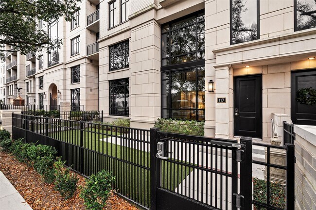 Foto del edificio - 2511 Willowick Rd