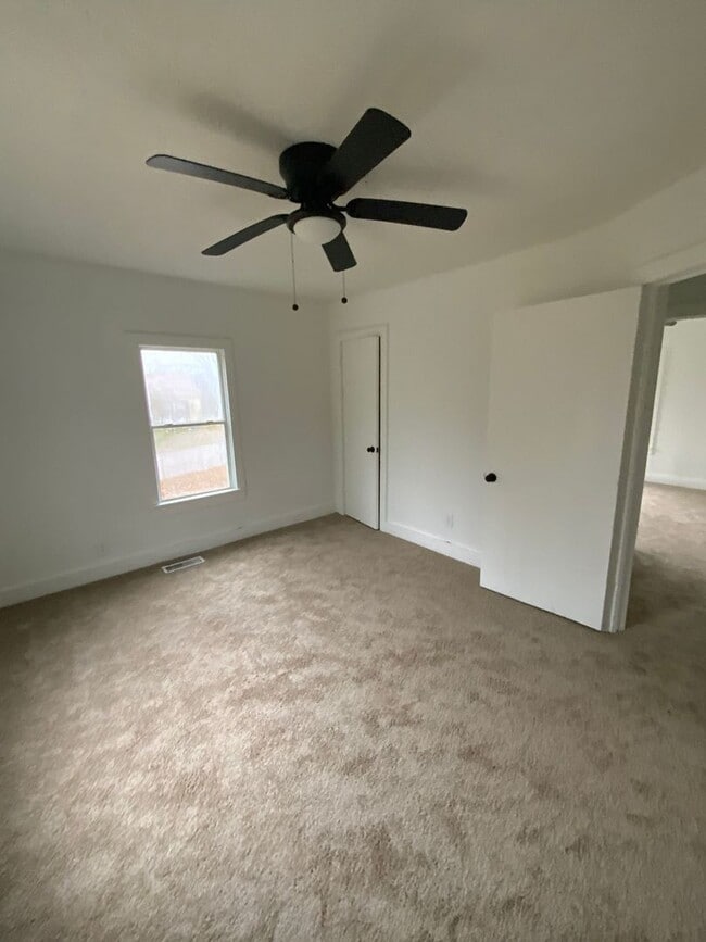 Building Photo - 8200 W 34th St