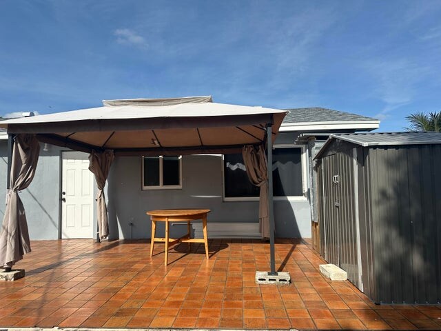 Foto del edificio - 1092 Florence Rd