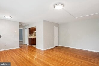 Building Photo - 1100 Tyson Ave