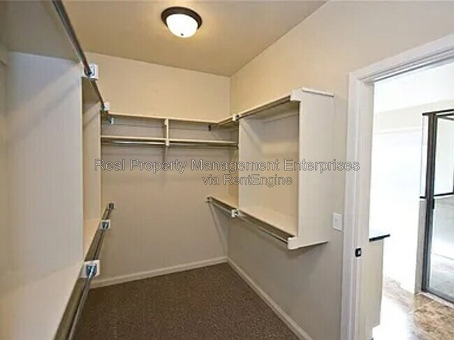 Foto del edificio - 18508 Maidstone Ln