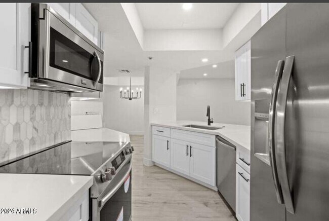 Foto del edificio - 5104 N 32nd St