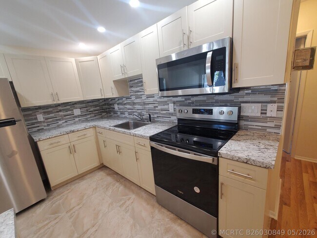 Foto del edificio - 5203 NE 24th Terrace