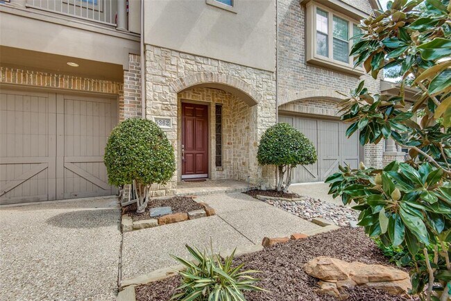 Foto del edificio - 5362 Keswick Dr