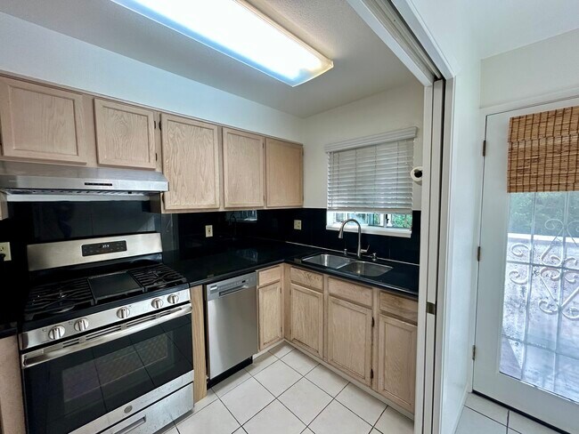 Photo - 57 Rebecca Ln Townhome