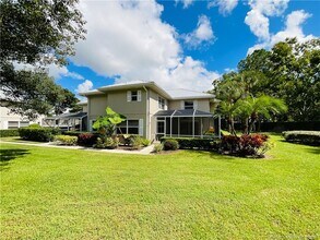 Building Photo - 2903 SW Lakemont Pl