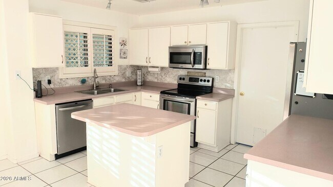 Foto del edificio - 18170 N 89th Ln