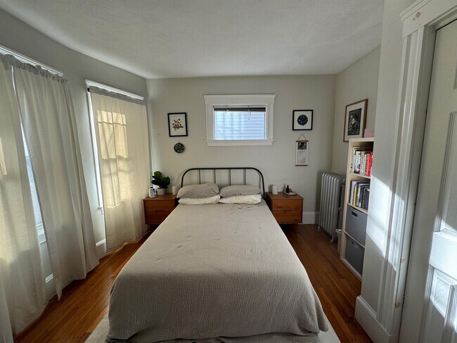 Building Photo - 12 Silvey Pl