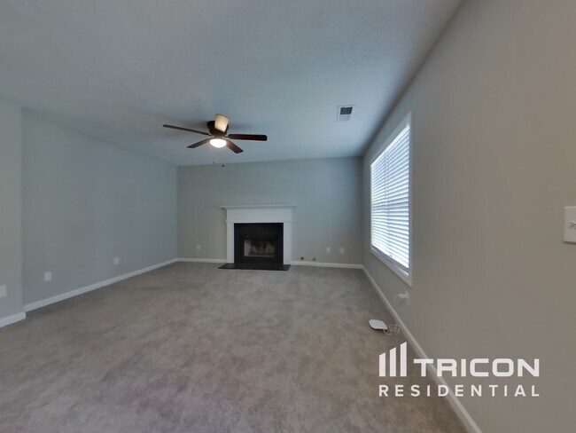 Foto del edificio - 271 Bainbridge Cir