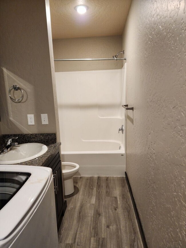 Foto del edificio - 13824 W Bergen Dr