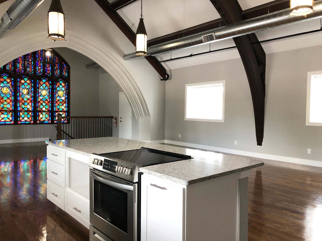 4716 Macklind Ave Unit 13 Penthouse, Saint Louis, MO 63109