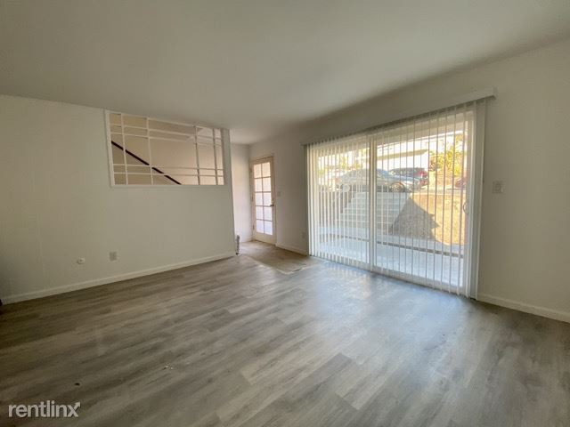 Building Photo - 3 br, 1.5 bath Duplex - 605 Bush Street