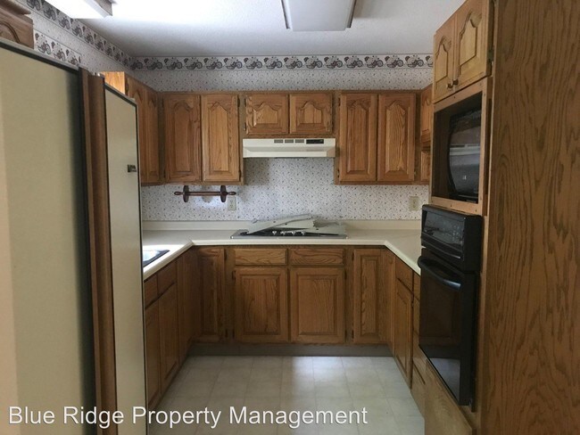 Foto del edificio - 3 br, 2 bath House - 325 Bennett Road A