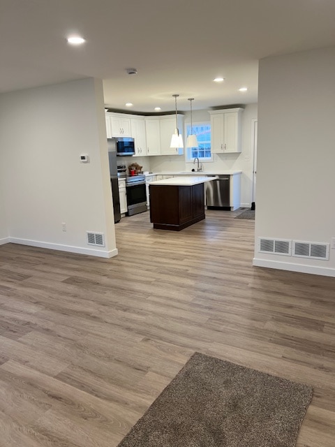 Foto del edificio - 213 W 2nd St