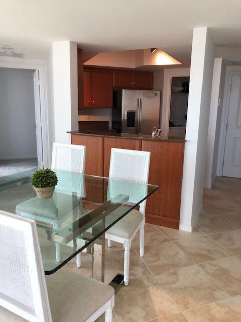 Building Photo - 403 S Sapodilla Ave