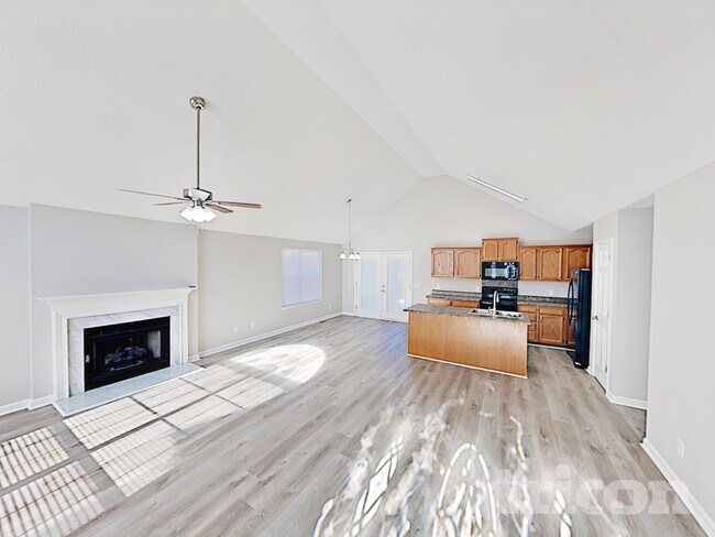 Foto del edificio - 1056 Stirrup Pl NW