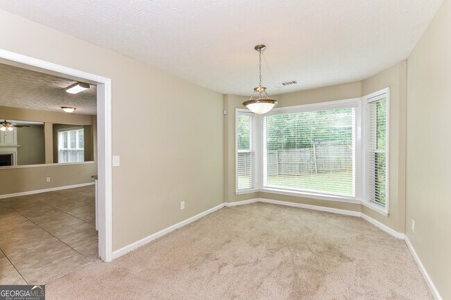 Foto del edificio - 3909 Wintersweet Dr