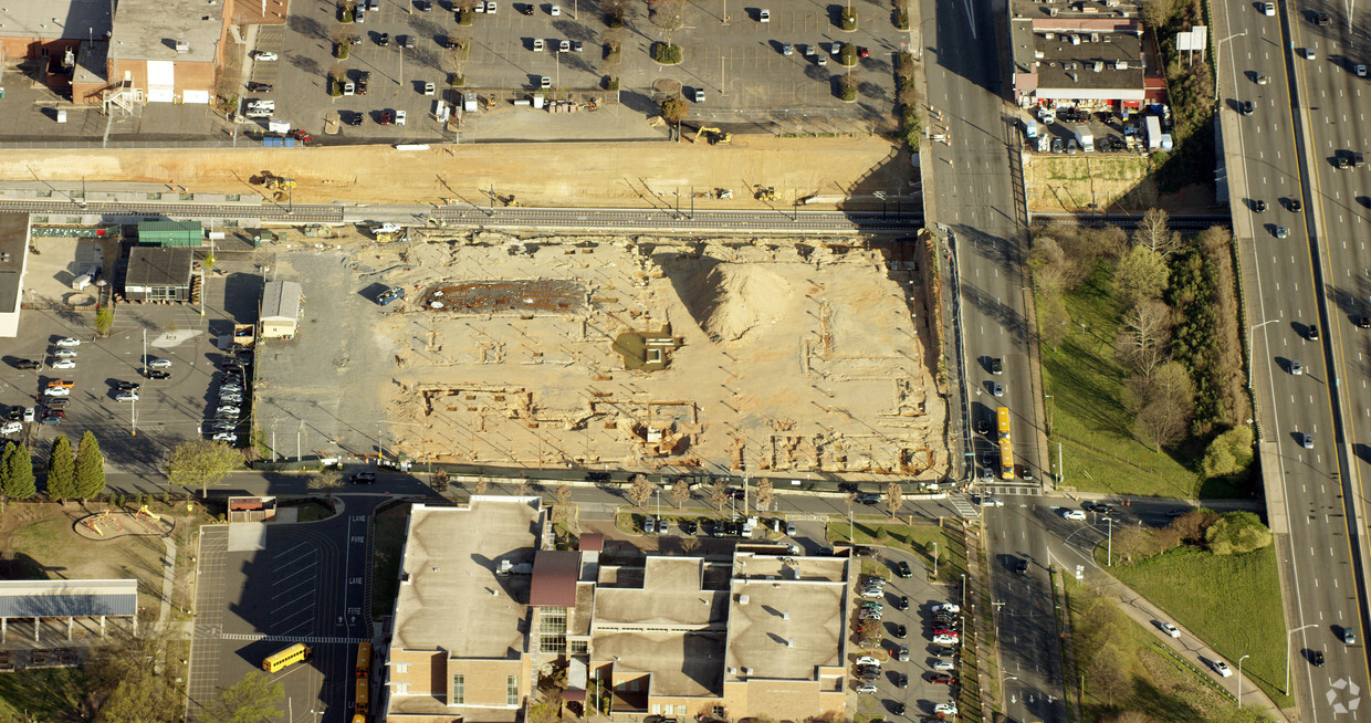 Aerial Photo - Tenth Street Apartments and Deck