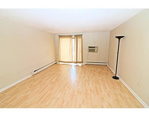 Building Photo - 700 Governors Dr
