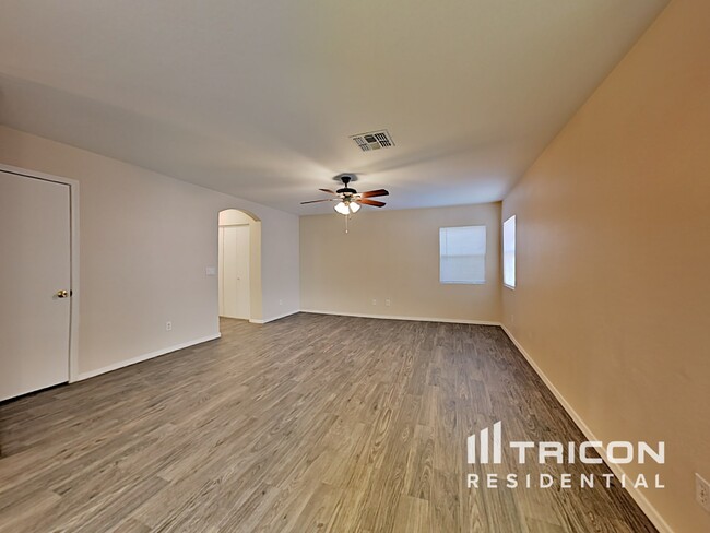 Foto del edificio - 4102 S 62nd Ln