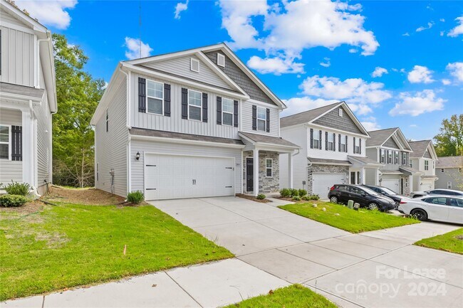 Foto del edificio - 7021 Stoney Wood Ln