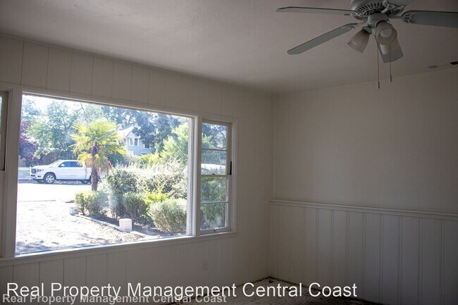 Building Photo - 3 br, 2 bath House - 420 Oak Street