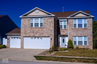 Building Photo - 10634 Cyrus Dr