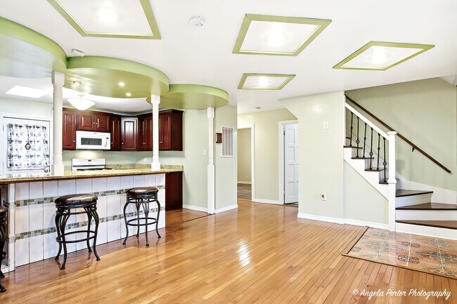 Foto del edificio - 1219 Brentwood Dr