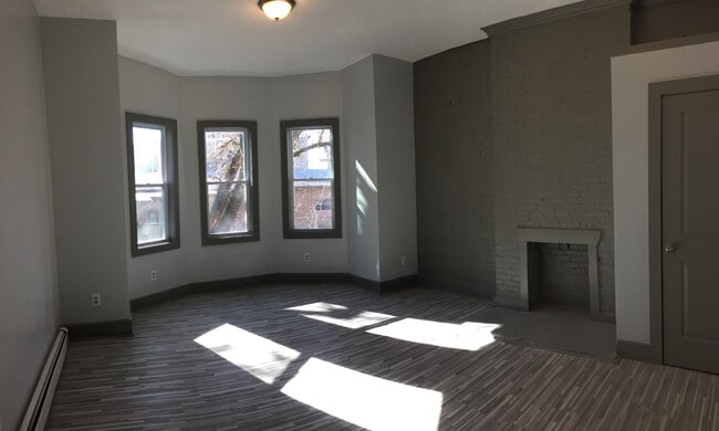 Building Photo - 183 Carteret Ave