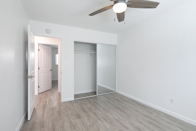 Building Photo - Catalina Pacific Apartments