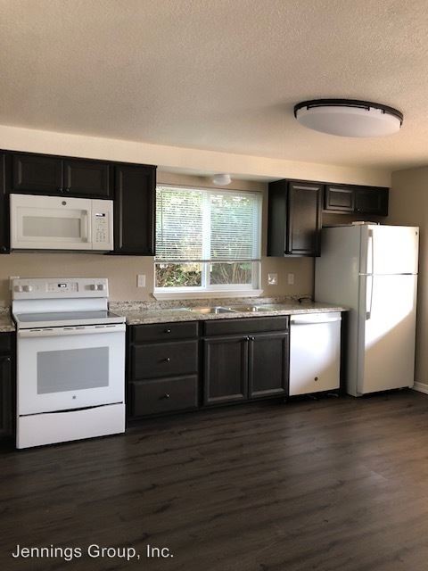 Building Photo - 6552 Thurston Rd