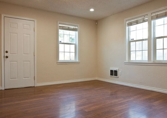 Building Photo - 3226 W Trinity Cir
