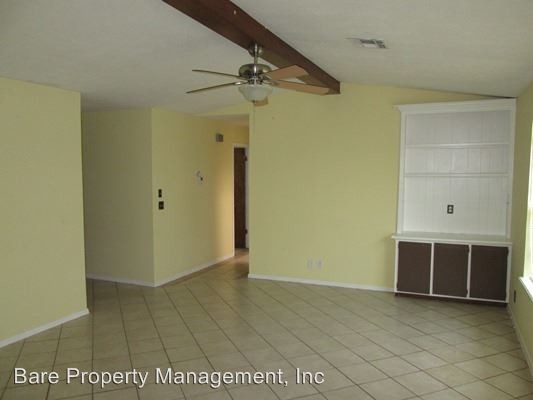 Building Photo - 3 br, 1.5 bath House - 2118 Vanessa Drive