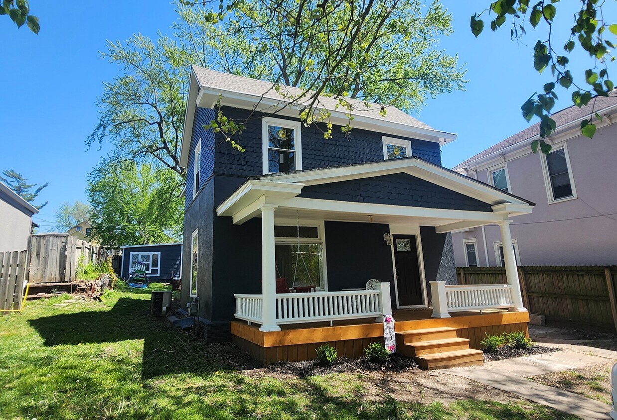 Foto principal - 928 S 6th St
