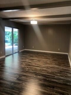 Building Photo - 1306 Sproles Dr
