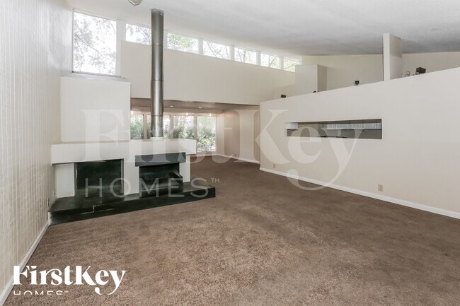 Foto del edificio - 5233 Edenshire Ave