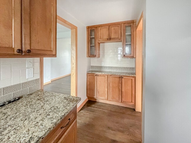 Foto del edificio - 5156 W 63rd Pl